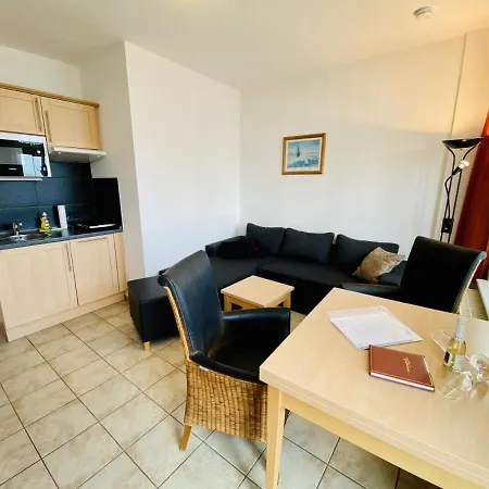 아파트 Stromlinie, Direkt Am Alten Strom 로스토크